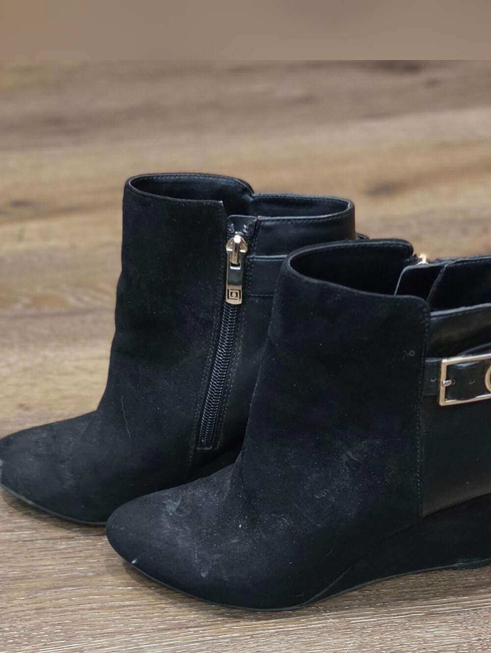 Linea Paolo Black Suede & Faux Leather Buckled Wedge Ankle Boots - Size 7